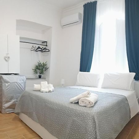 Fitta Camere Da Vito Napoli Exterior foto